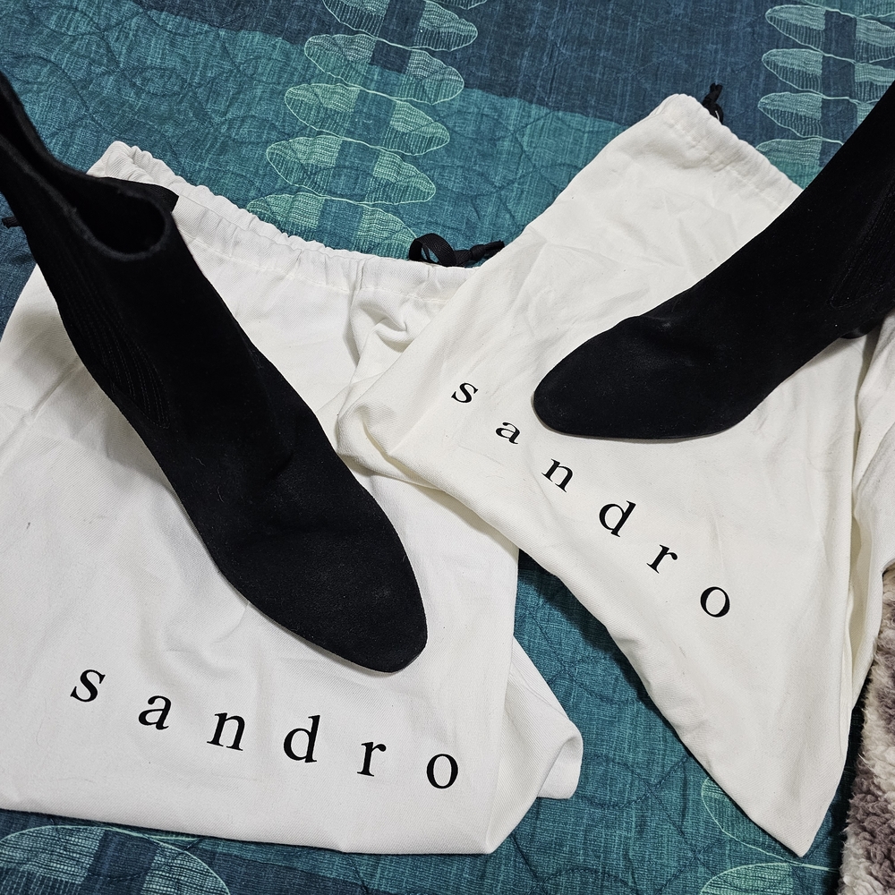 Sandro Black Ankle Boots Chic and Timeless